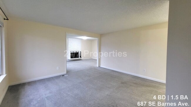 Building Photo - Comfortable 4 BD | 1.5 BA Home w/ Large Yard - Gresham