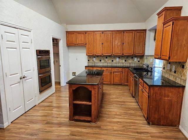 Building Photo - 3429 Camden Dr