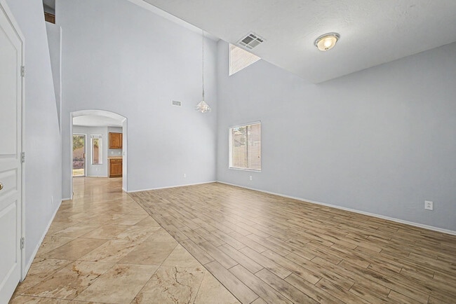 Building Photo - 4161 S Luiseno Blvd