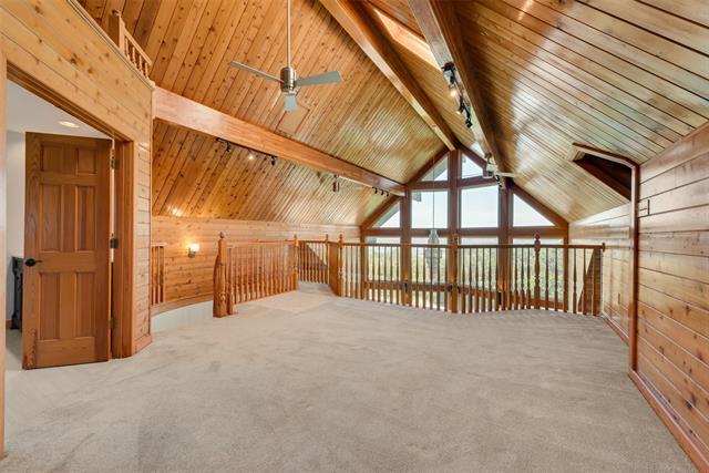 Building Photo - 3733 Oakwood Dr