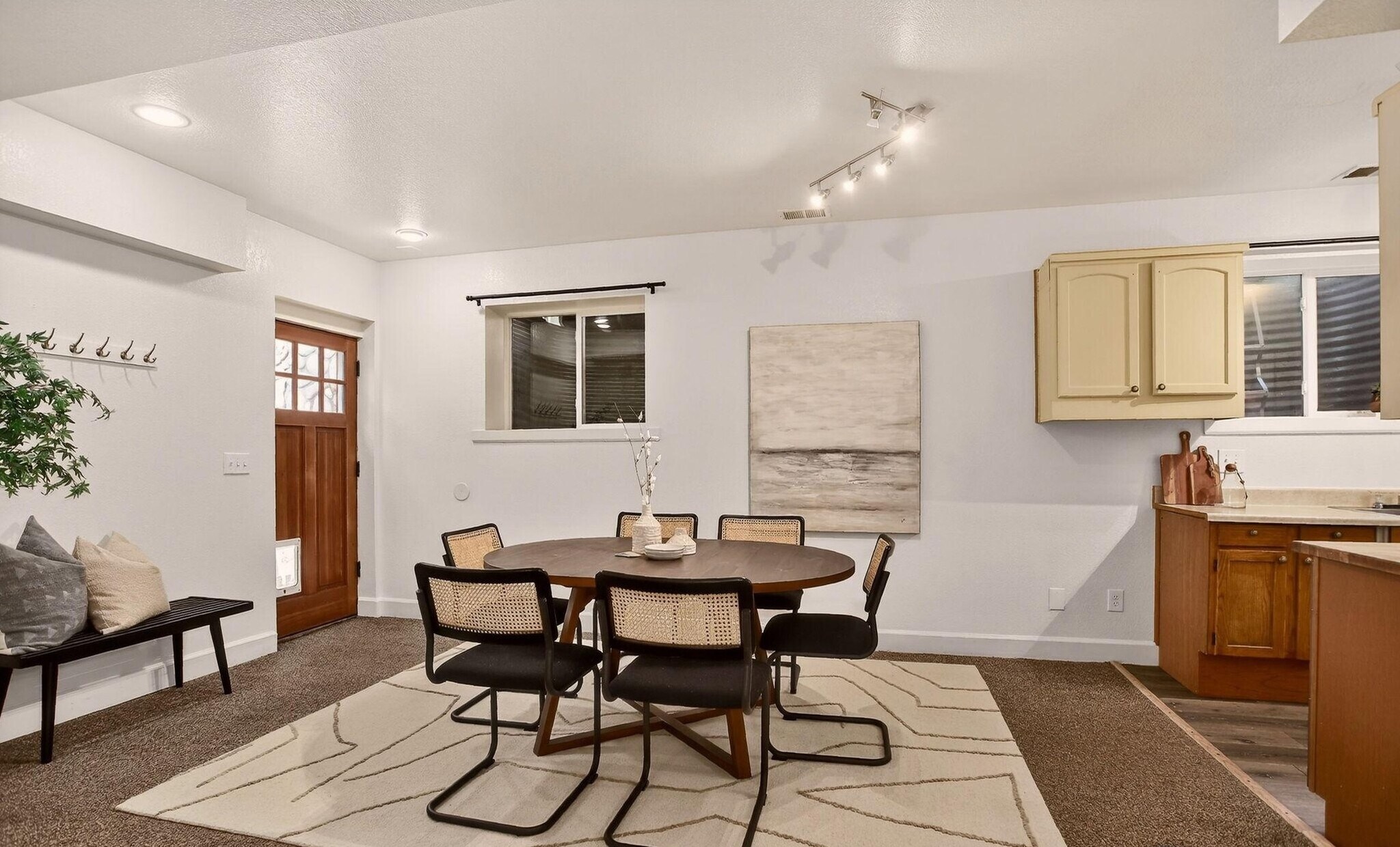 Living Room - 1509 Pratt St