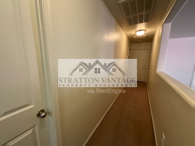 Building Photo - 11580 W Duran Ave