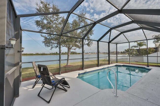 Building Photo - 823 Seminole Sky Dr