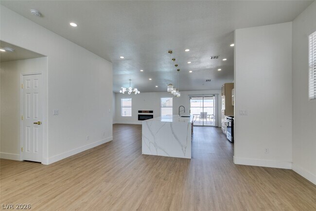 Building Photo - 7824 W Villa Finestra Dr