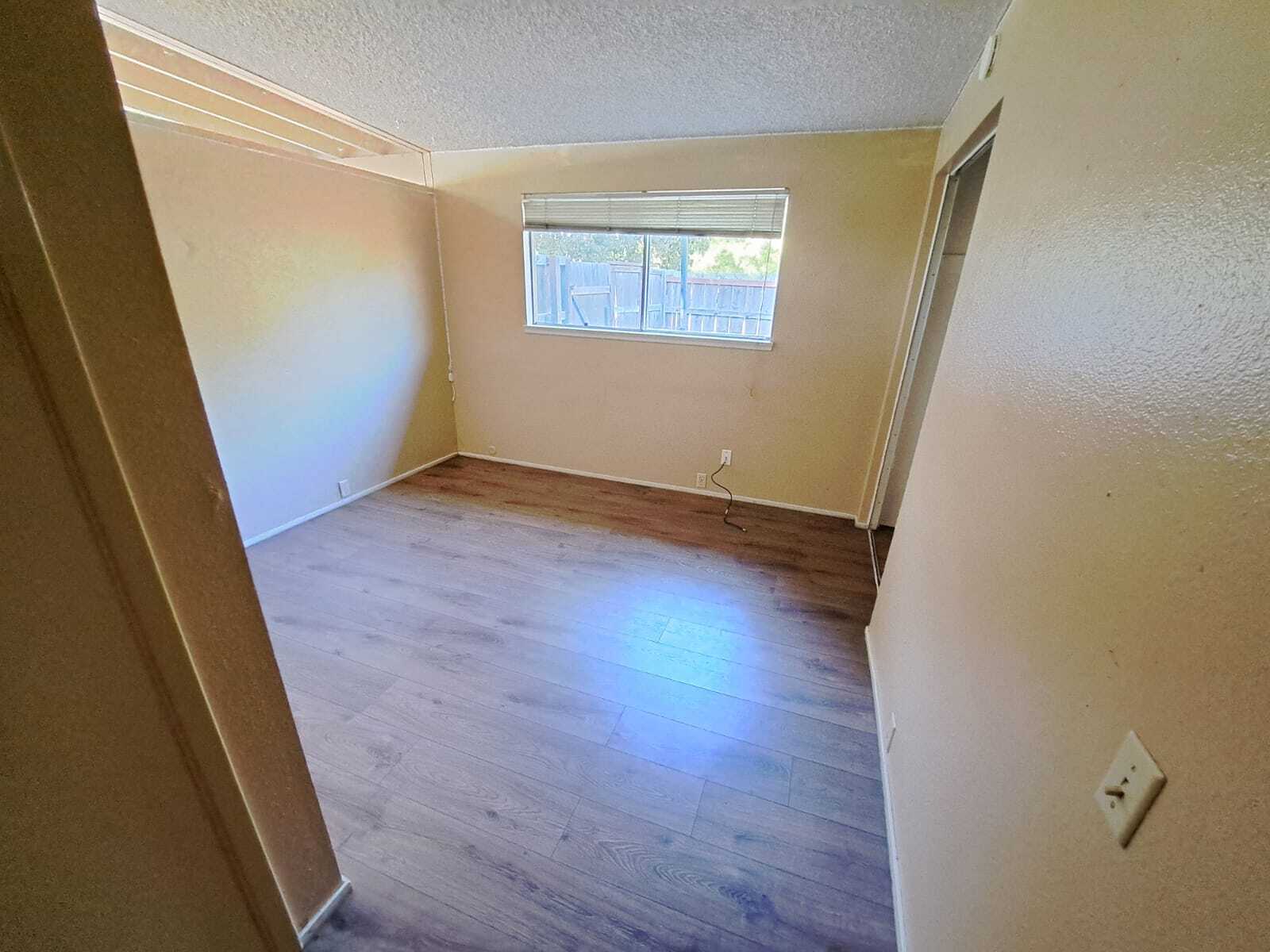 Building Photo - 1312 Toyon Plz