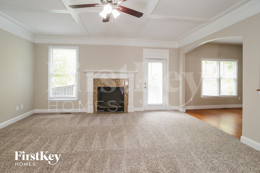 Building Photo - 522 S Fortune Way