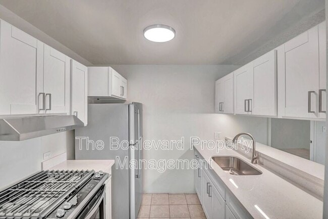 Building Photo - 91-1062-1062 Makaaloa St