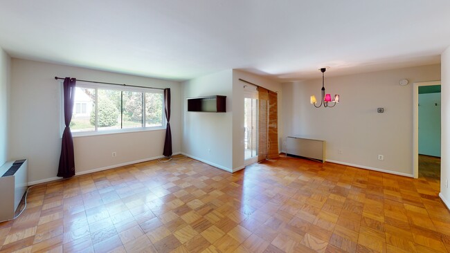 Primary Photo - 4545 MacArthur Blvd NW
