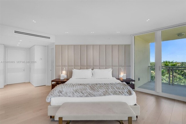 Building Photo - 430 Grand Bay Dr