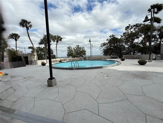 Building Photo - 4141 Bayshore Blvd