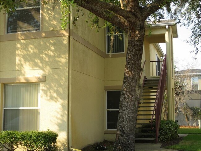 Building Photo - 2806 Club Cortile Cir