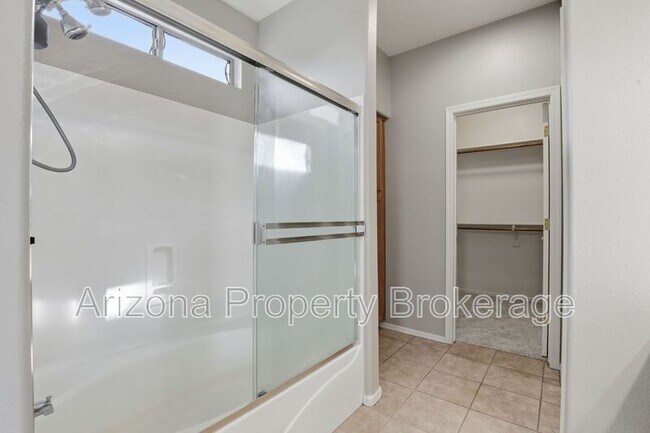 Building Photo - 8717 N 58th Ln