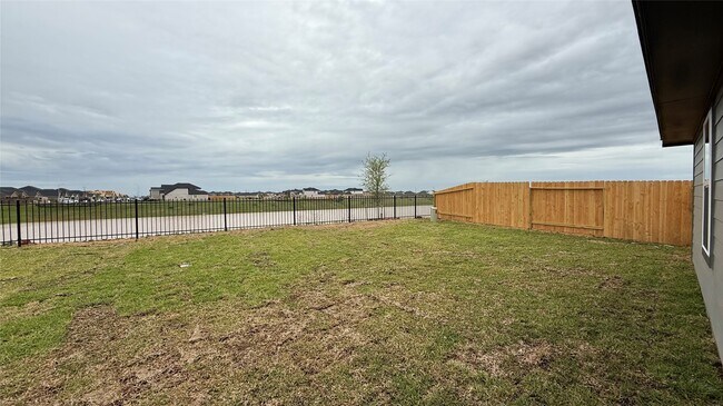 Building Photo - 3934 Winterbourne Wy