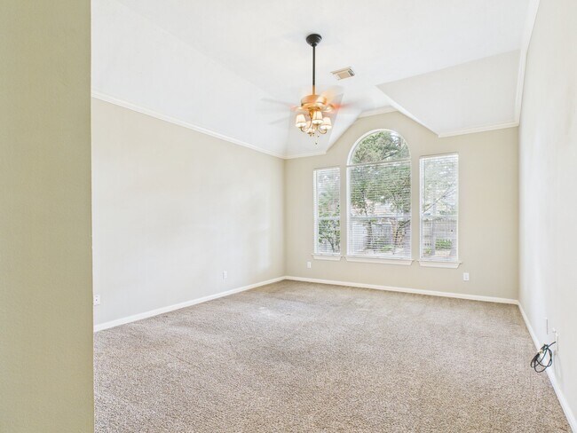 Building Photo - 5006 Fern Garden Ct