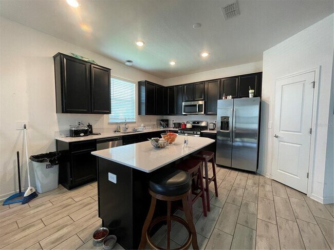 Building Photo - 33611 Sky Blossom Cir