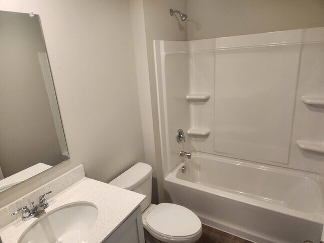 Building Photo - 2508 Chan Dr