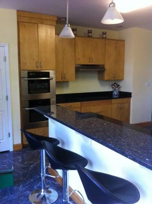 Building Photo - 221 Hickory Ln