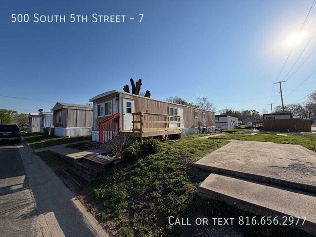 Building Photo - 500 S 5th St