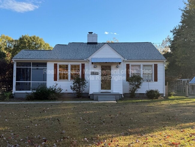 Primary Photo - 7530 Shallowford Rd