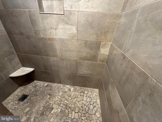 Building Photo - 501 Slaters Ln