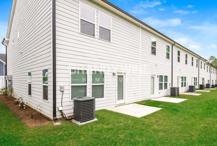 Building Photo - 129 Crestview Wy