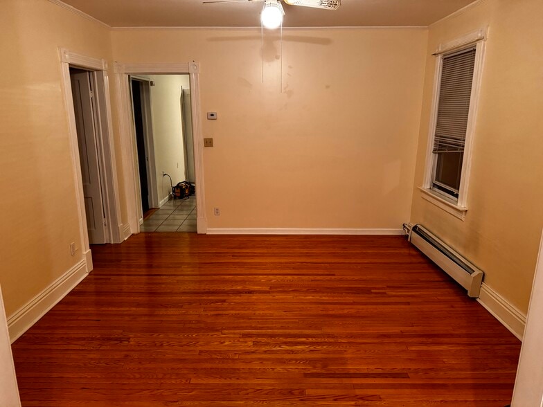 Dining room - 1208 6th Ave