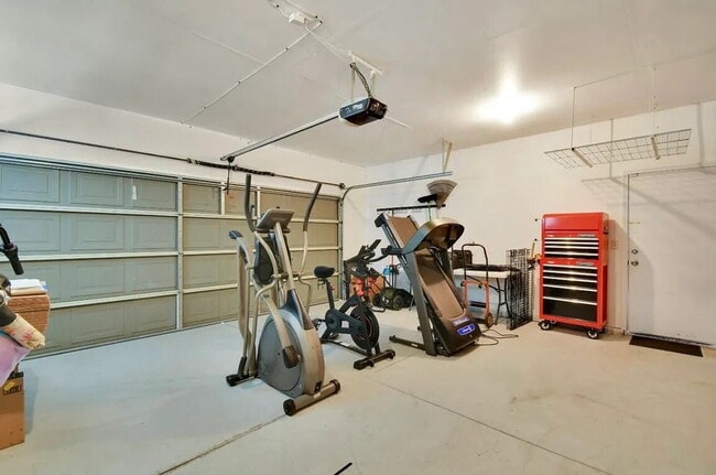 Building Photo - Home is situated in a desirable neighborhood