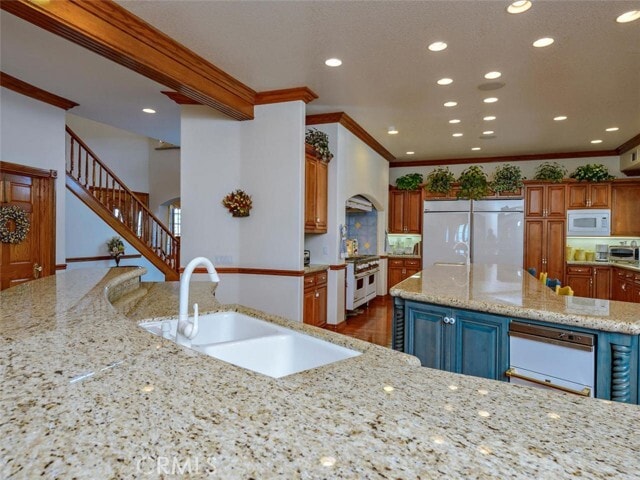Building Photo - 27350 Cypress St