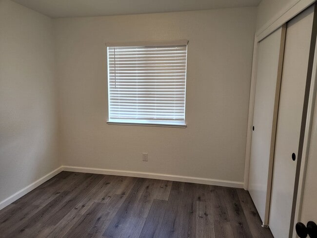 Building Photo - Great 3 Bedroom 2 Bath Home located in Smartsville