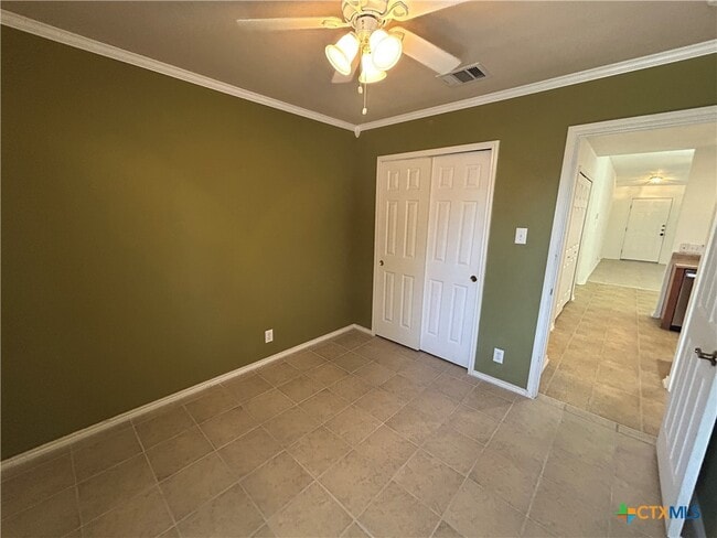 Building Photo - 369 Starling Creek