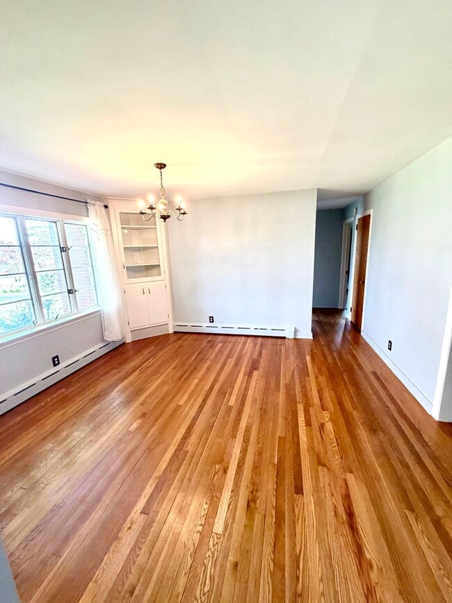 Building Photo - 376 Arbor Rd