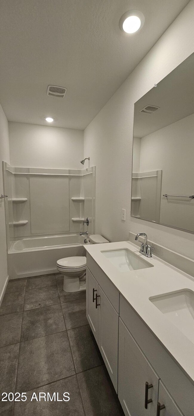 Building Photo - 5050 W Hunter Trl