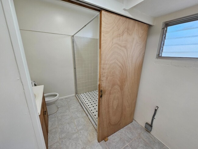 Building Photo - 1 Bed 1 Bath Apartment. No parking