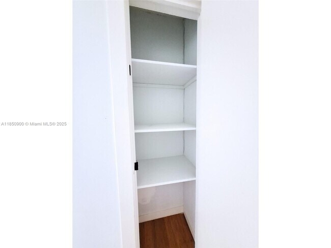 Building Photo - 1357 Collins Ave