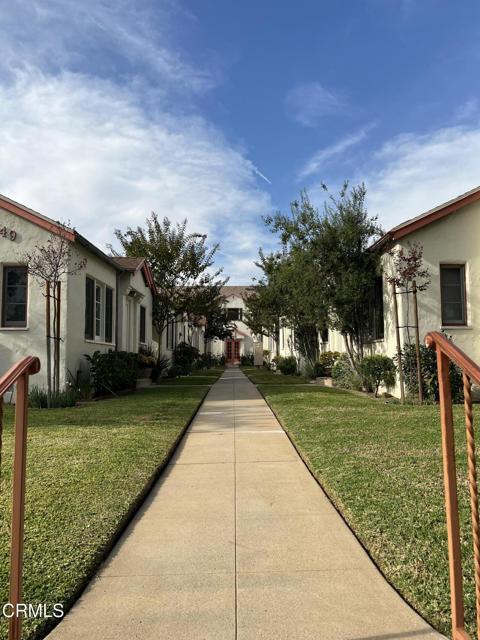 Building Photo - 5649 Huntington Dr N