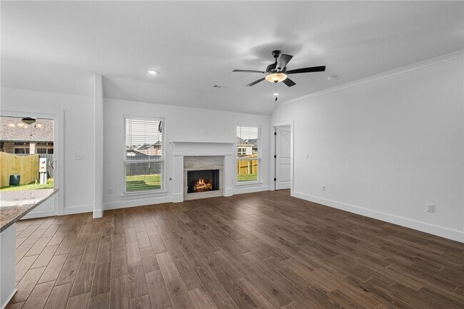 Building Photo - 4225 Barhem Dr