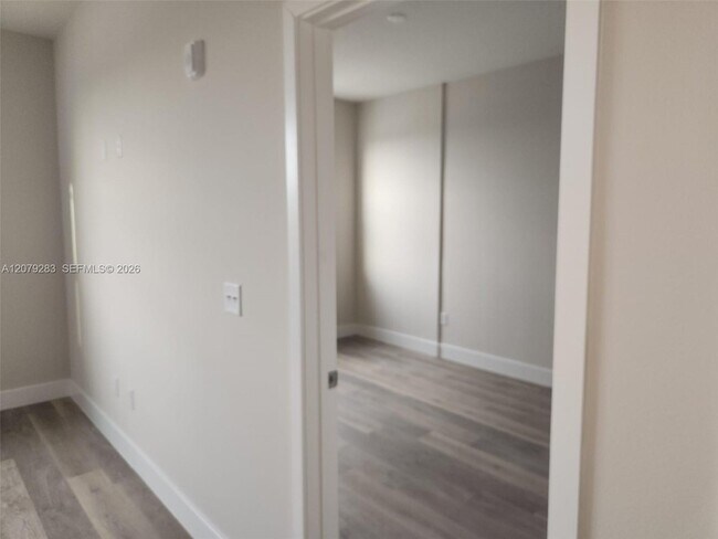 Building Photo - 4424 S Texas Ave