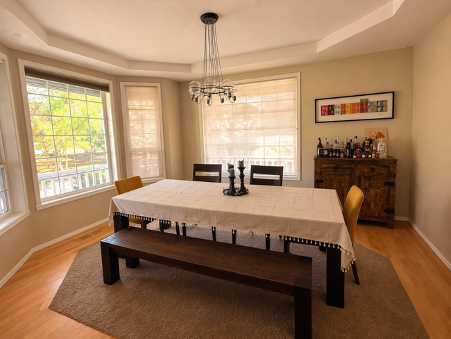 Building Photo - Beautifully Renovated 5 Bed + Bonus Room Home in Forest Heights with a Wrap-Around Porch, Designe...