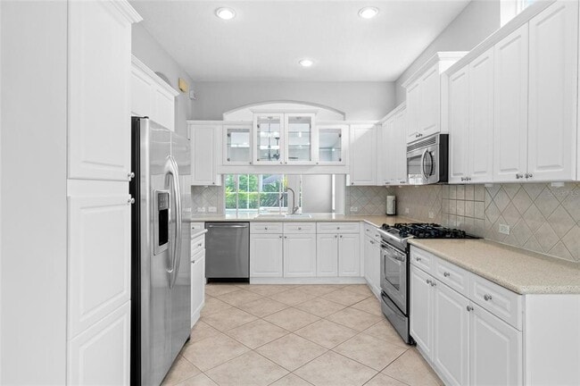 Building Photo - 9514 Greenpointe Dr
