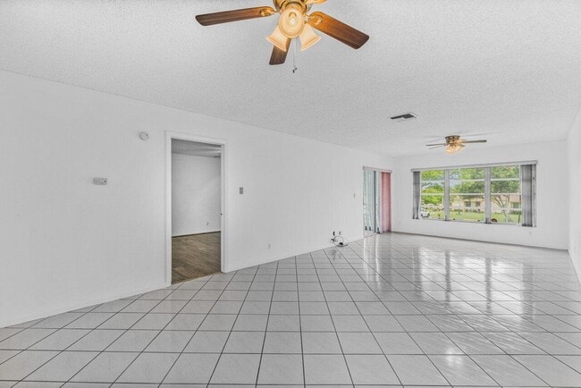 Building Photo - 5710 Princess Palm Ct