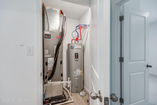 Building Photo - 17010 Meander Way