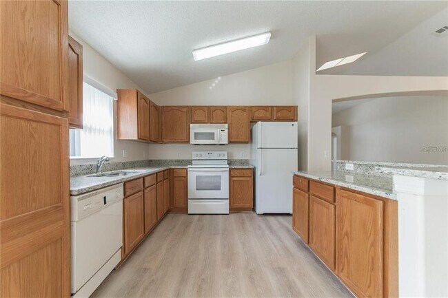 Building Photo - 8104 Santee Dr
