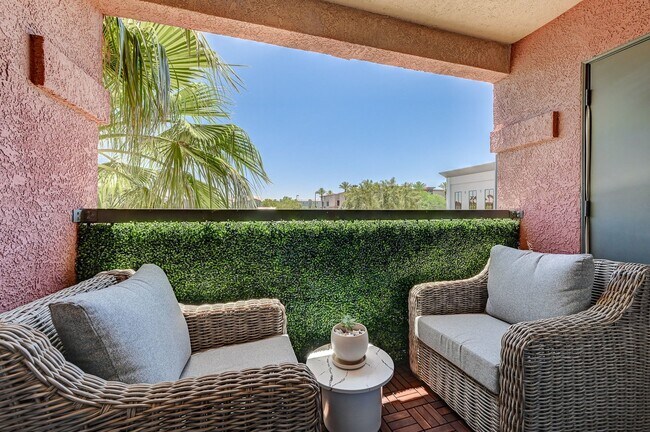Building Photo - Fully Furnished 3BD/2BA in SW Vegas | Gate...