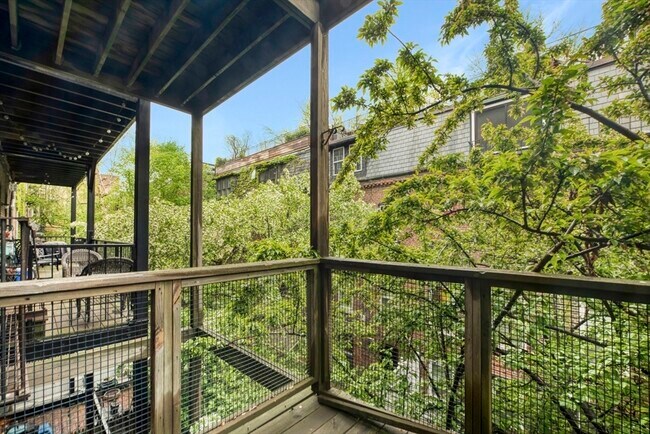 Building Photo - 54 Appleton St