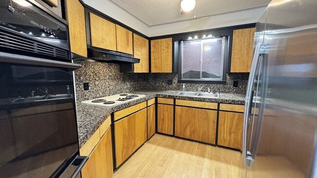 Building Photo - 207 Gulpha Dr