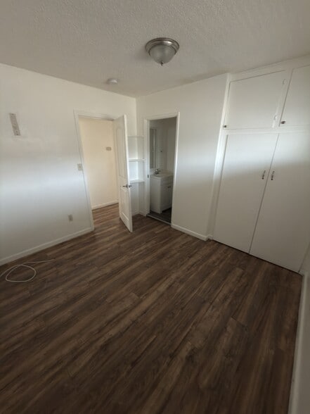 Building Photo - 820 W Imperial Hwy