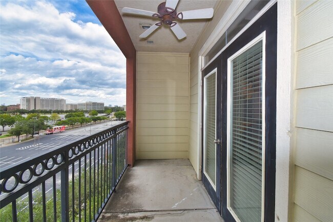 Building Photo - 1711 Old Spanish Trl