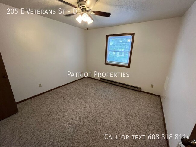 Building Photo - 205 E Veterans St