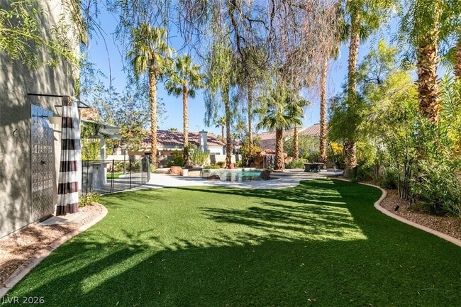 Building Photo - 9900 Long Cattle Ave