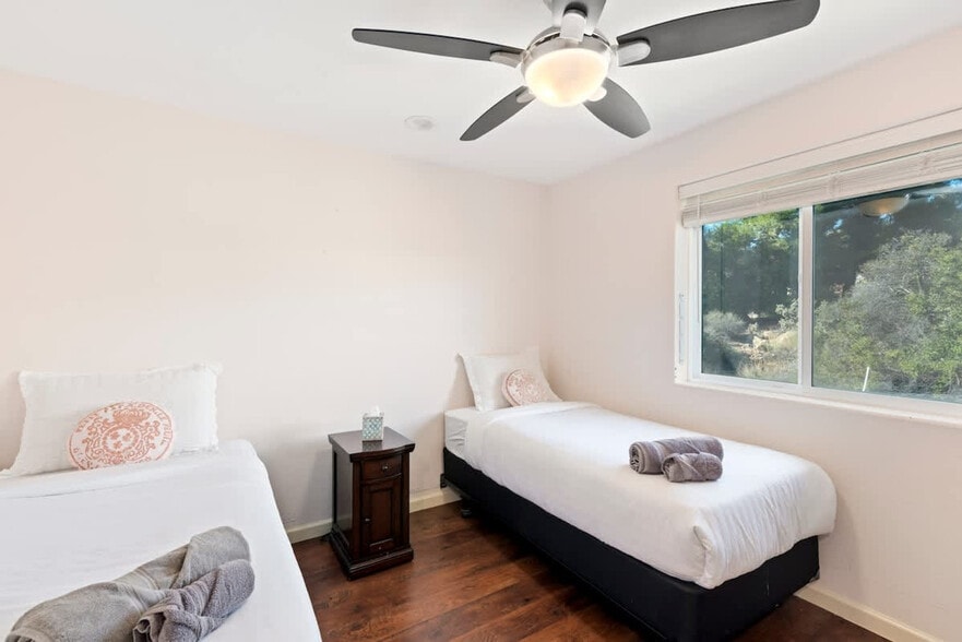 Building Photo - 17055 Rock Rd